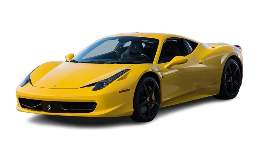 Sarı Ferrari F458 Italia ön üç çeyrek görünümü